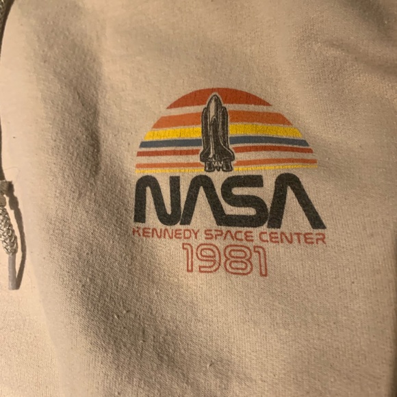 NASA sweater - Picture 3 of 4